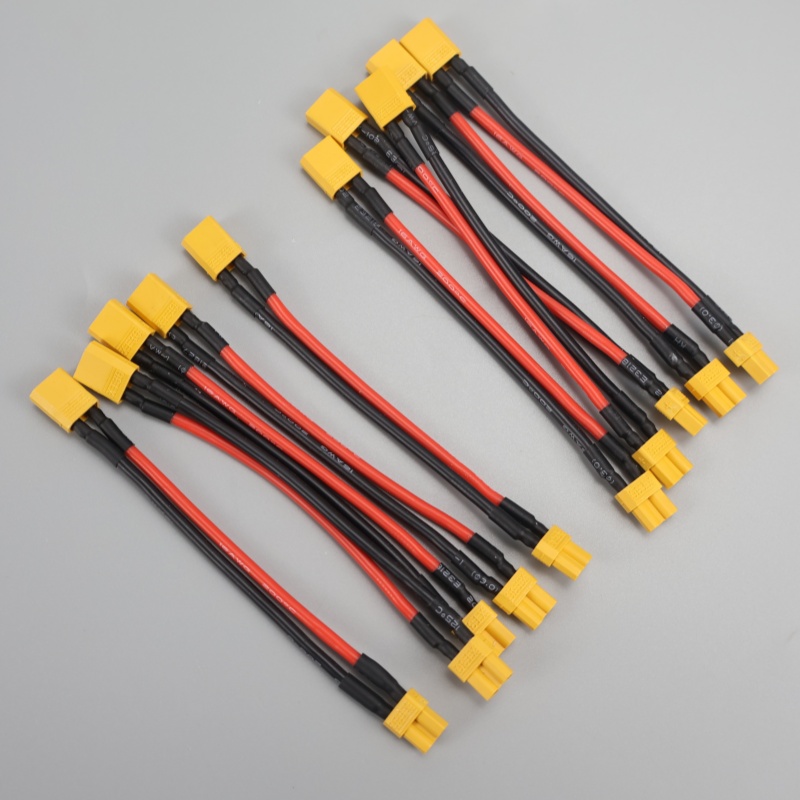 XT30 オス-メス電源ケーブル 16AWG シリコン延長ワ - Drone Battery Plate のレビューと価格